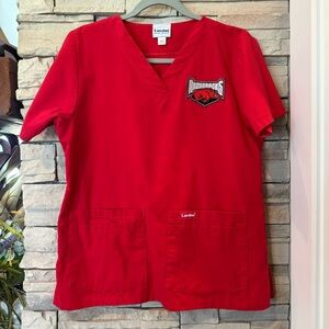 Arkansas Razorbacks Landau Red Scrub Top Women's Medical Uniform Small